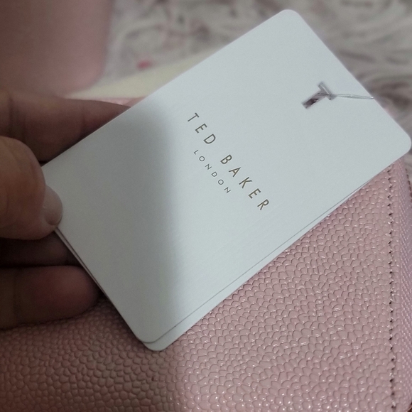 New Ted Baker London Purse,Wallet and cosmetic pouch set with dustbag - Picture 5 of 16